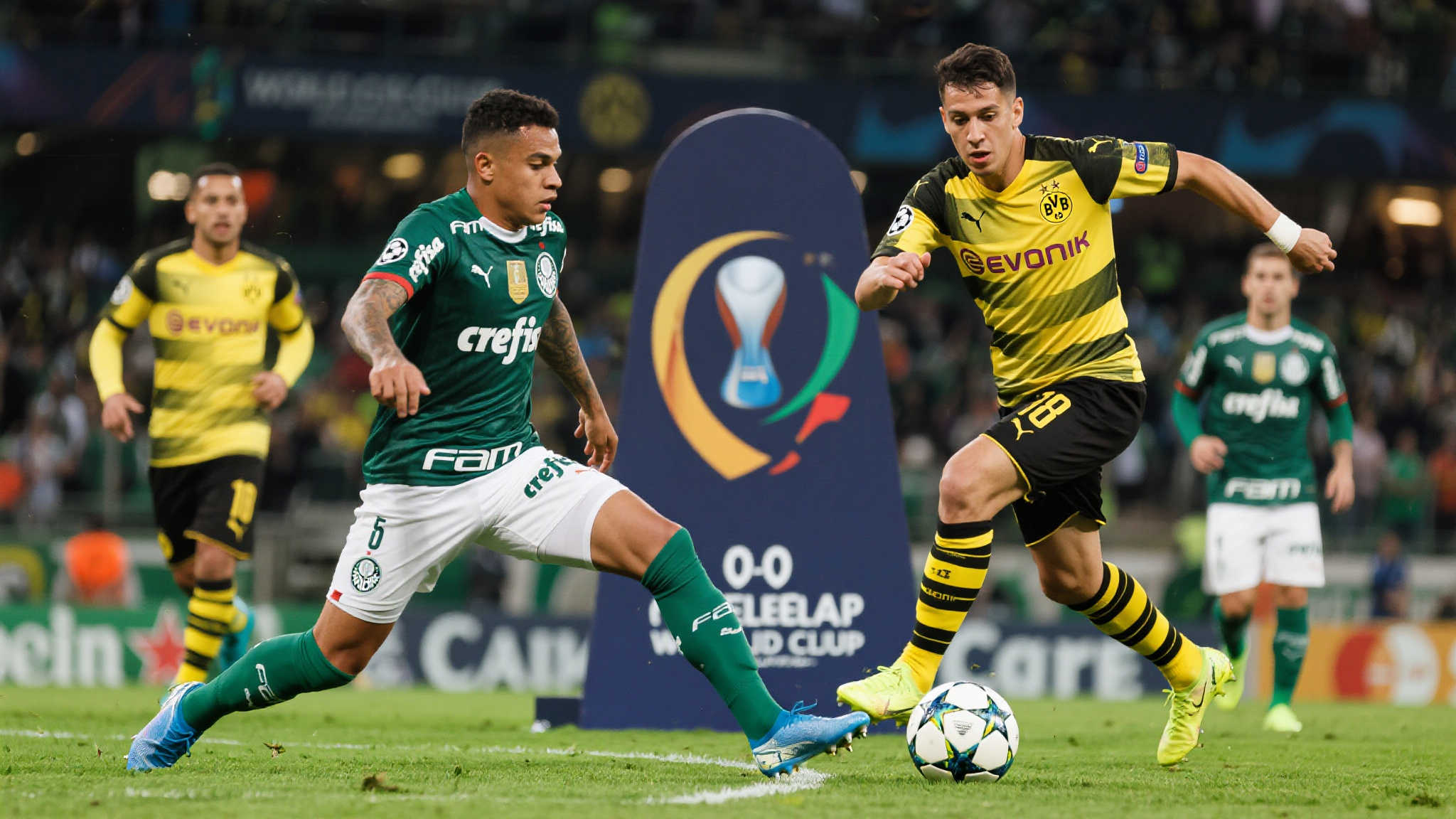 世俱杯多特蒙德与弗鲁米嫩塞闷平收场 世俱杯多特蒙德与弗鲁米嫩塞闷平收场